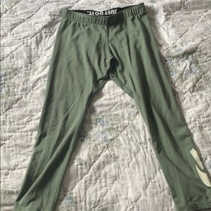 Nike cropped leggings